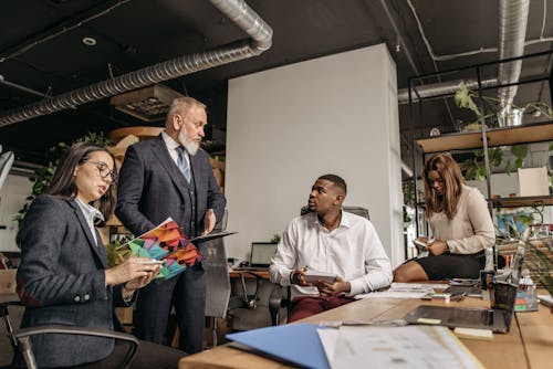 Kostnadsfri bild av anställda, arbetsplats, coworking