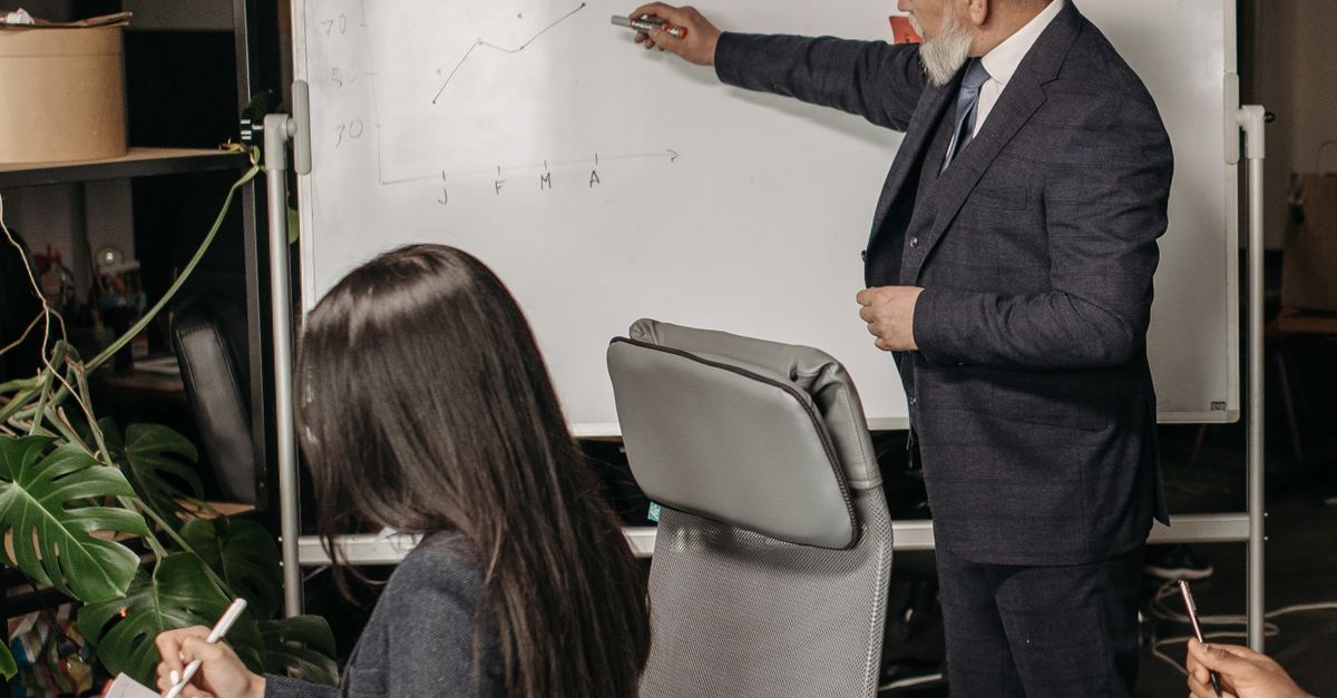 Empresas que renacieron de la quiebra para dominar el mercado global: 10 casos Empresas que renacieron de la quiebra para dominar el mercado global: 10 casos
