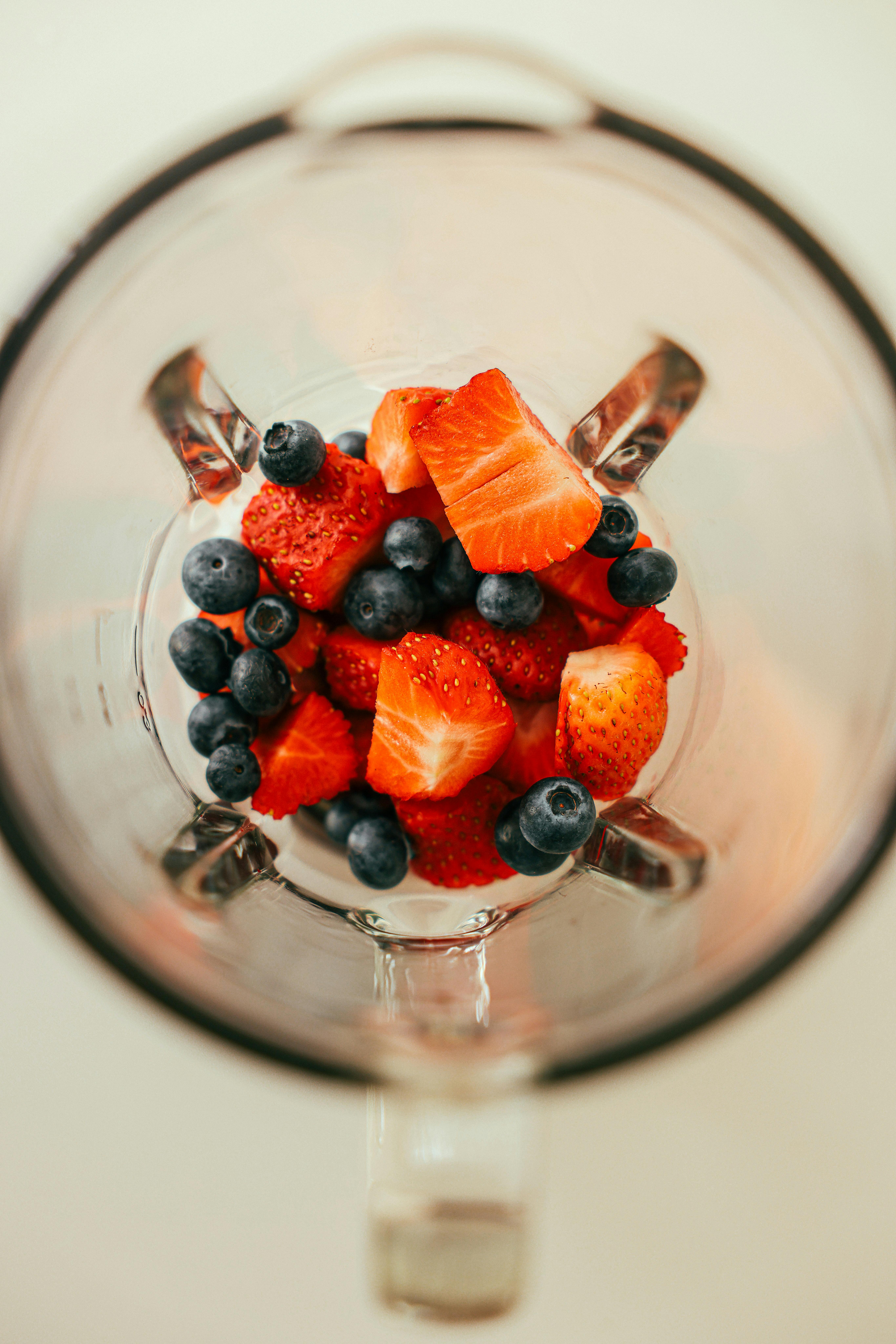 40,376 Blender Fruit Royalty-Free Images, Stock Photos & Pictures