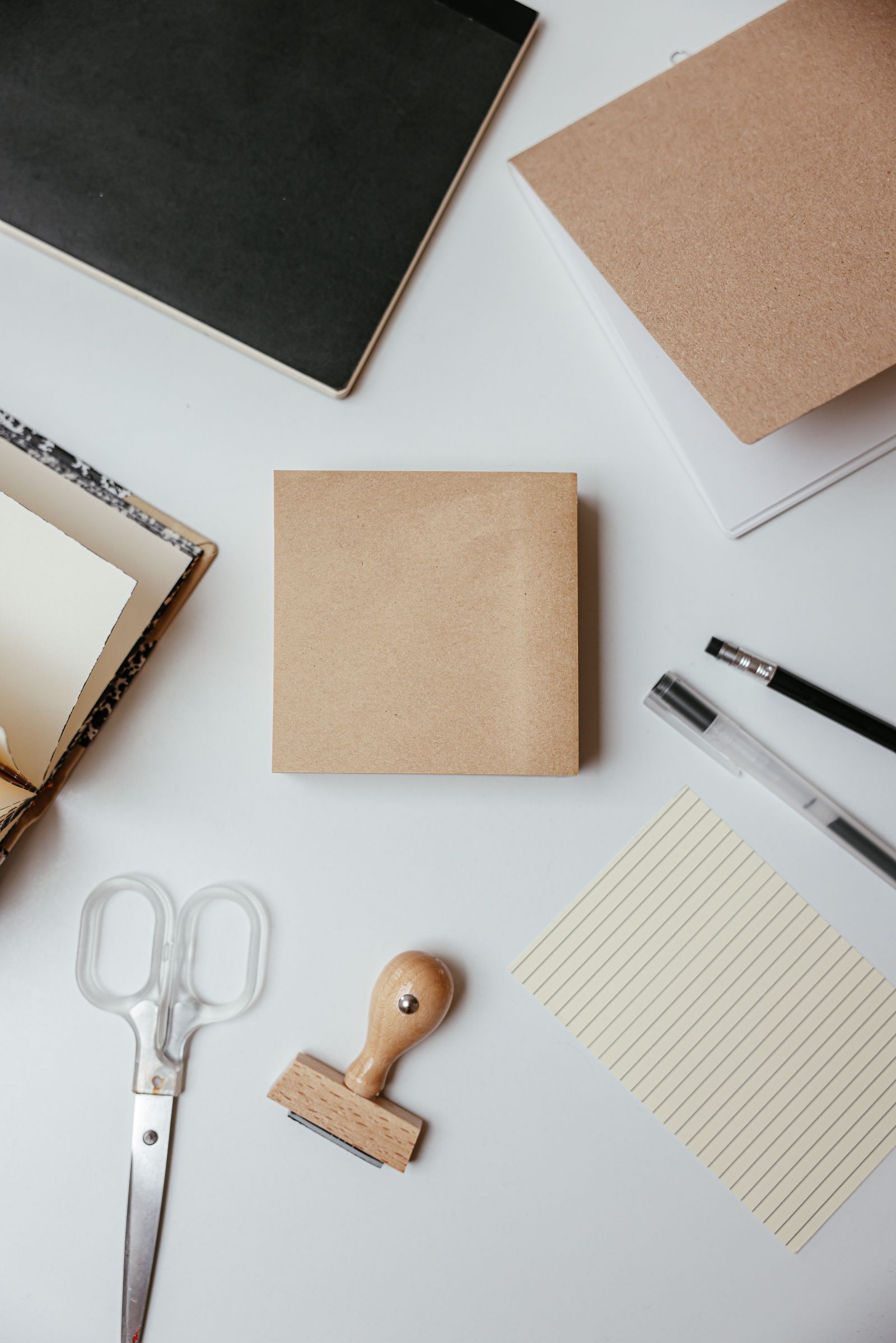 Office Stationery & Desk Supplies Procurement in the UAE