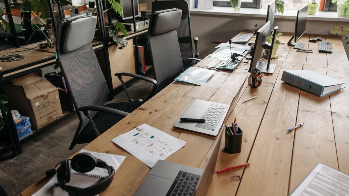 Crise des bureaux en France : comment les entreprises renégocient leurs baux et réinventent leurs espaces pour sauver leu - illustration