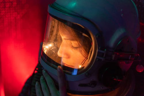 Foto profissional grátis de adulto, astronauta, borrão