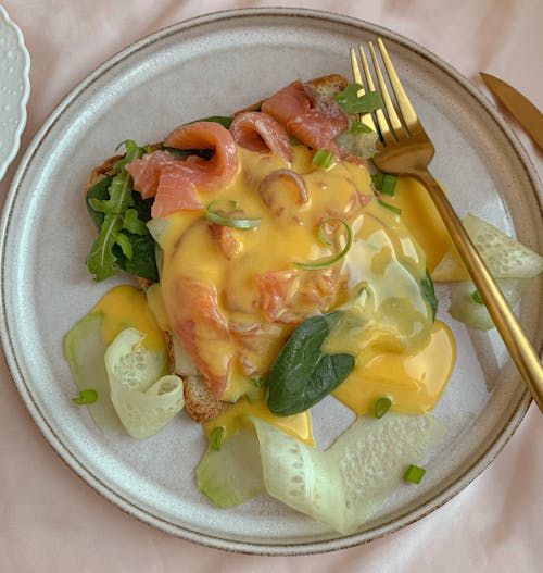 Free Toast with Fish and Vegetables Stock Photo