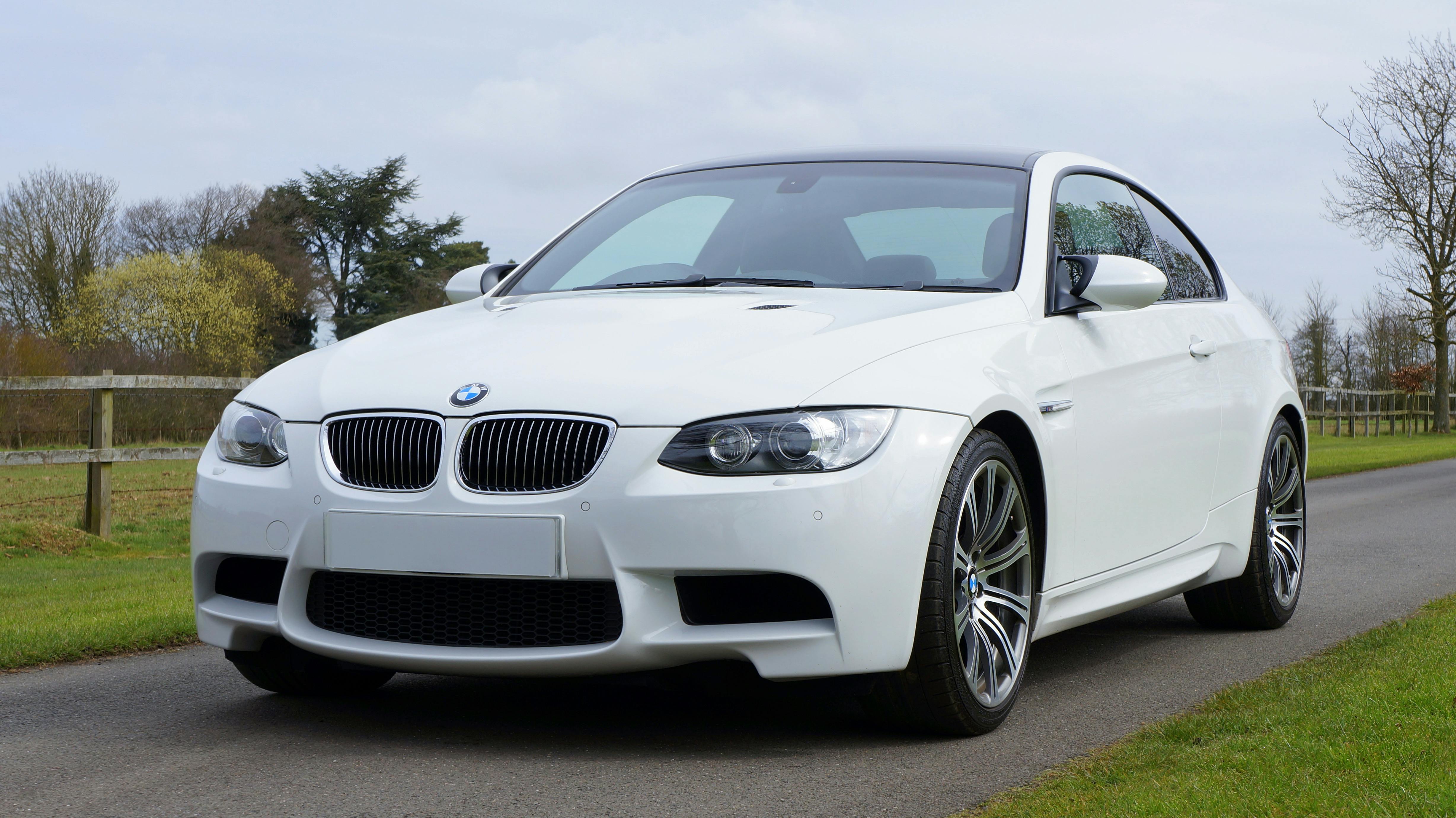 Best Online Car-Buying Sites Of 2026 — Photo by Mike Bird on Pexels