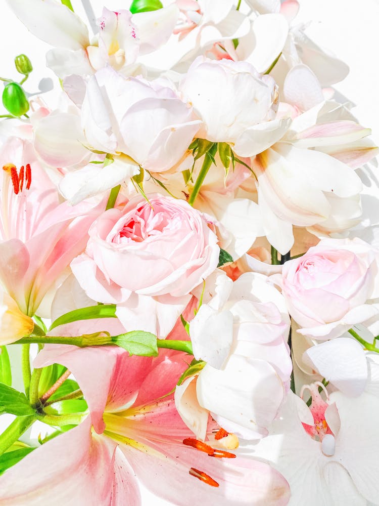 Bouquet Of White Roses And Lilies