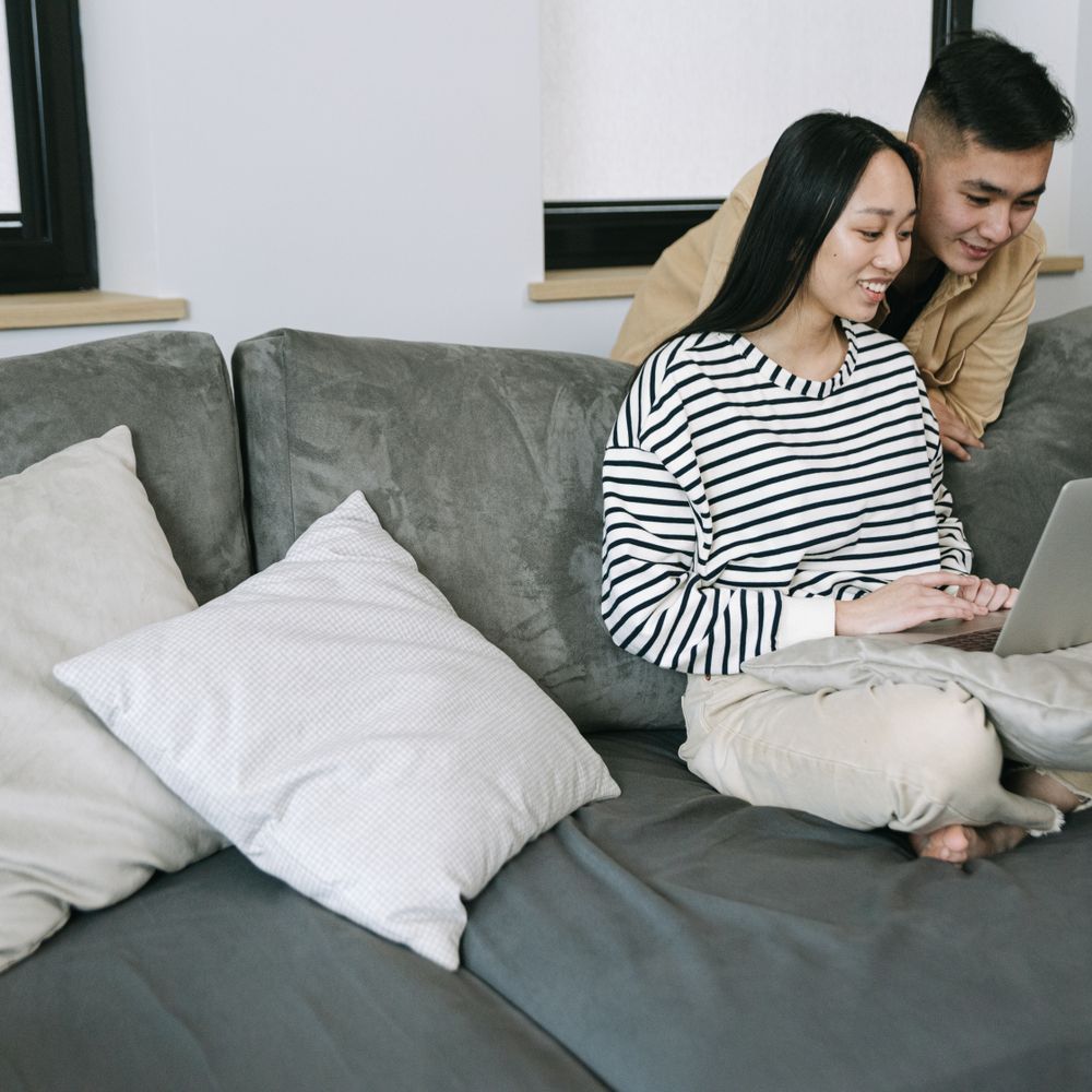 Mellis — professional movers carrying furniture on a house move