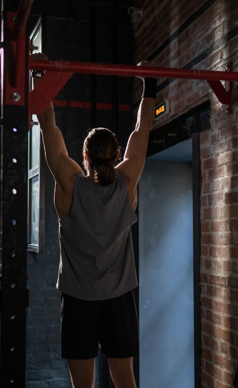 How to Build Grip Strength for Pull-Ups: Complete Training Guide (2026)