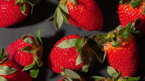 Free Close-Up Shot of Fresh Strawberries Stock Photo