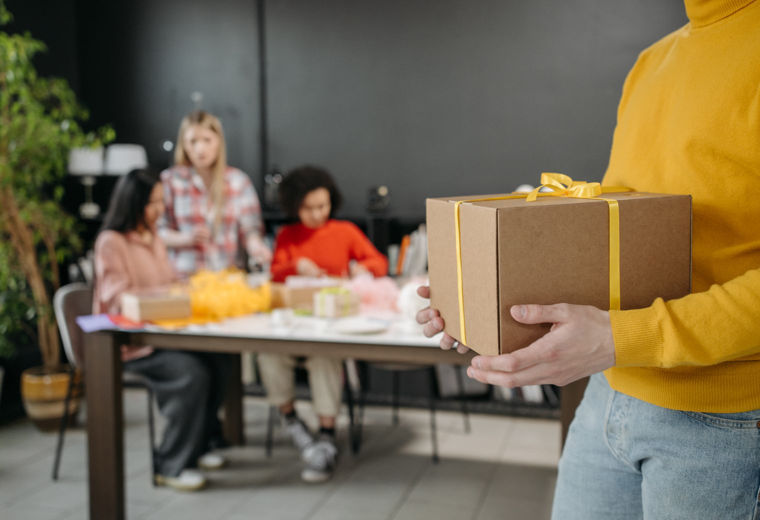 Fleet — professional packers wrapping and boxing belongings