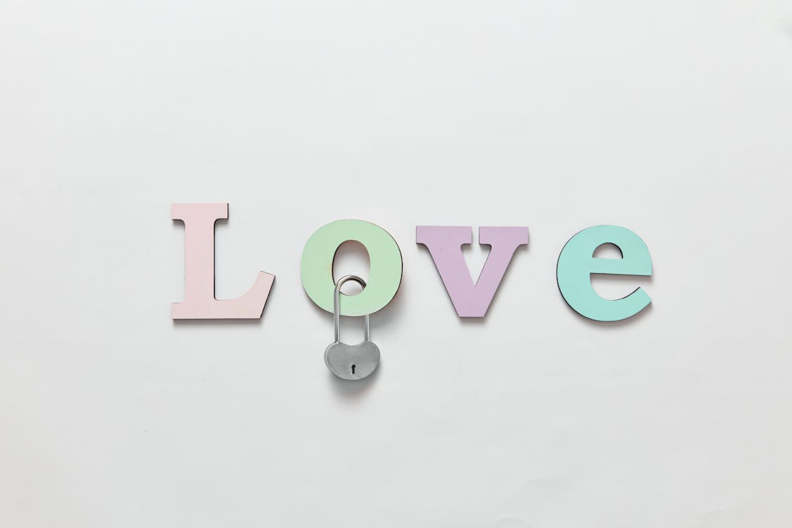Безкоштовне стокове фото на тему «дизайн, листи, любов»