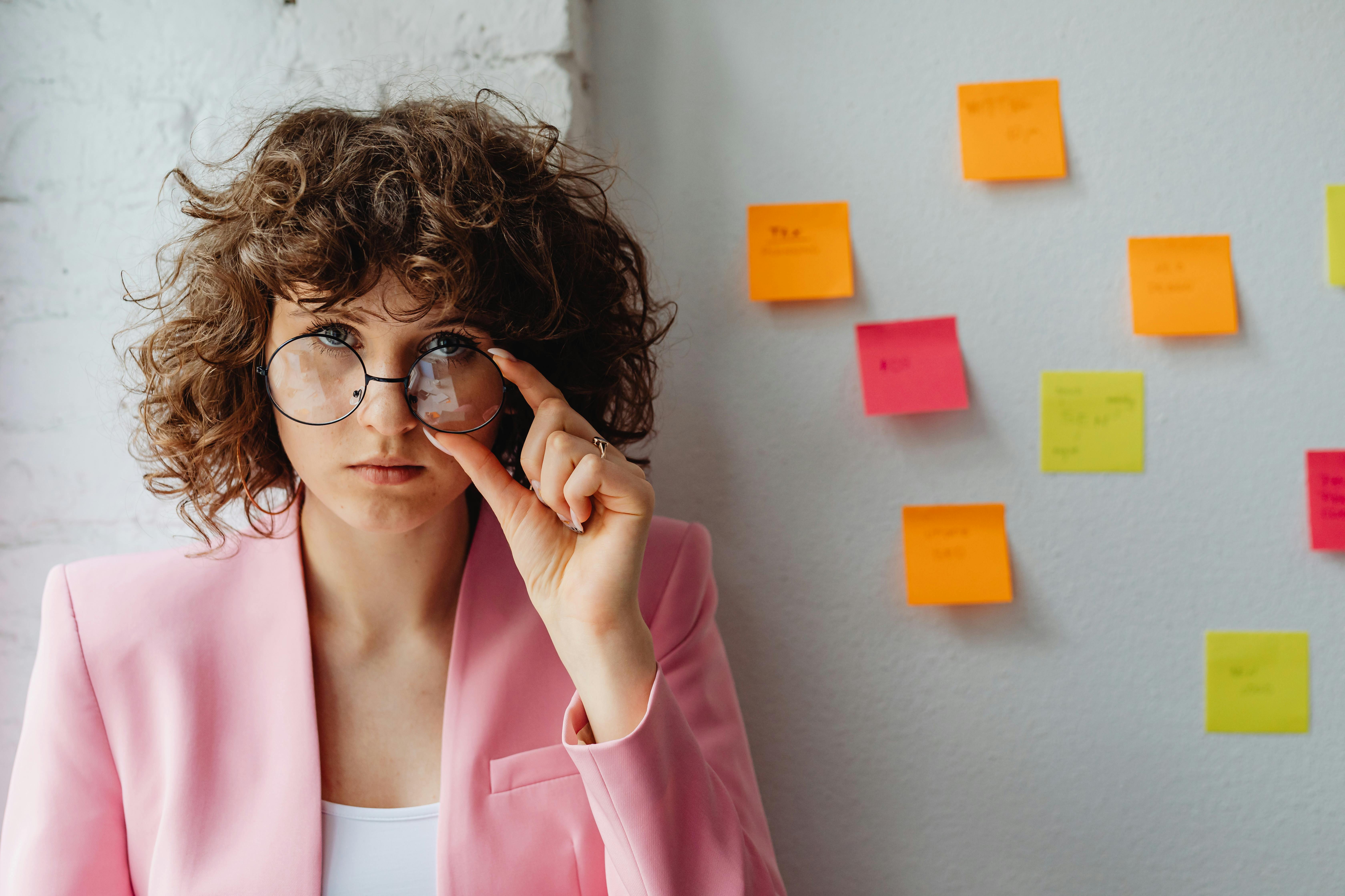 Small Business Smarts: Tips for a Stress-Free Tax Season — Photo by www.kaboompics.com on Pexels