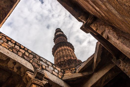 Qutub Minar sunset with architect — Delhi