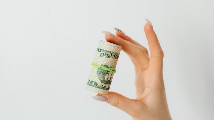 How to disagree with your partner about money without it ruining the night