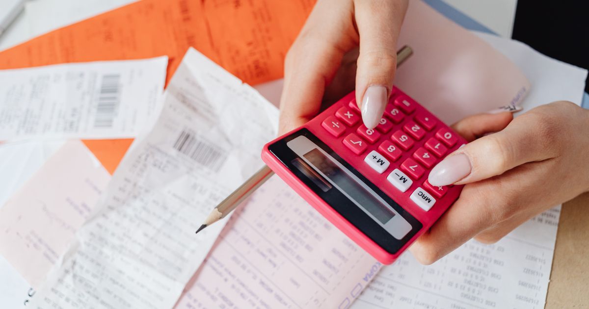How Much Should Freelancers Charge Up Front?