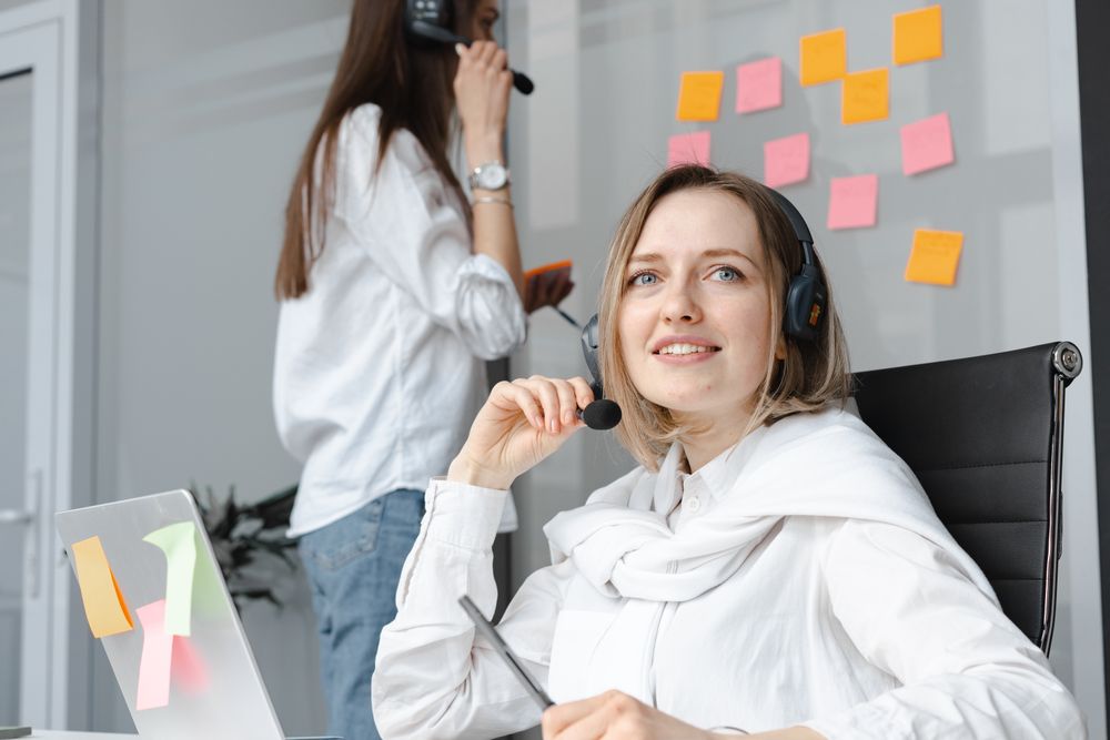 Support professional ready to speak with a caller