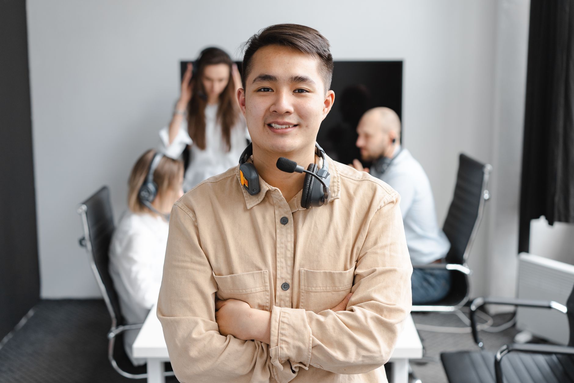 Những mối quan hệ tích cực là nền tảng cho một môi trường làm việc hạnh phúc.
