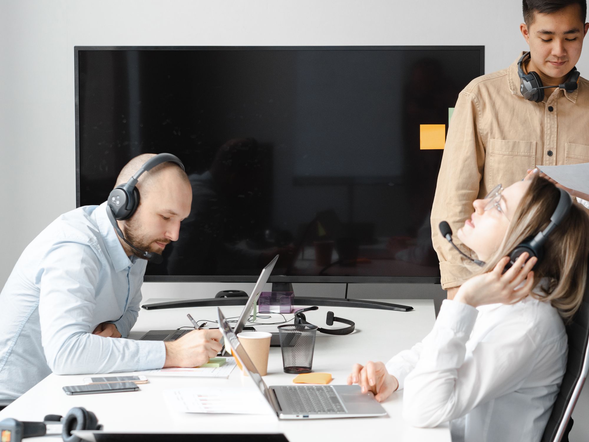 Office Removals in Shacklewell, East London — office relocation team moving desks and equipment