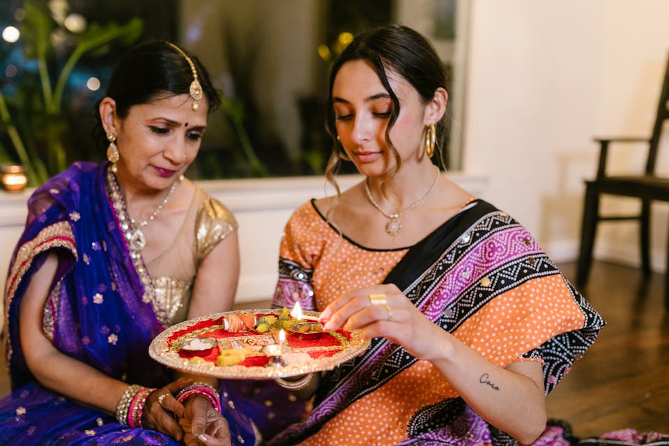 6 Ways to Experience Delhi's Vibrant Diwali Celebrations