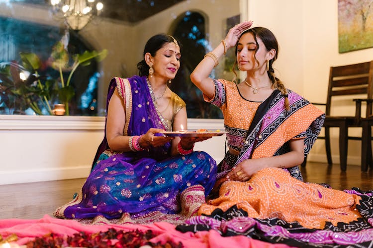 Women With A Puja Thali For Diwali