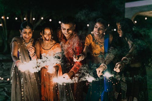 Ingyenes stockfotó boldogság, csillagszórók, diwali témában