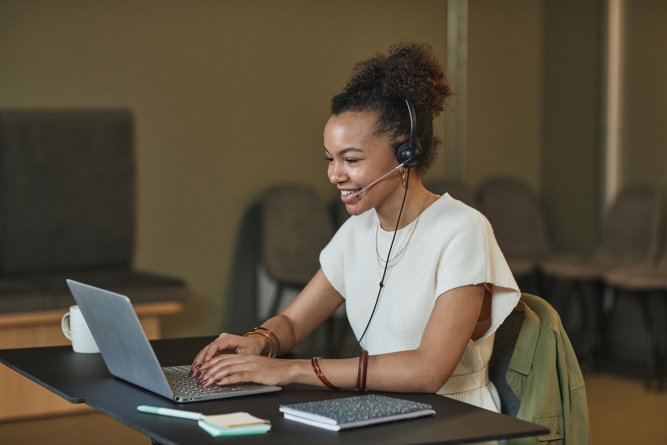 8 Key Tasks a Law Firm Legal Assistant Can Handle for You