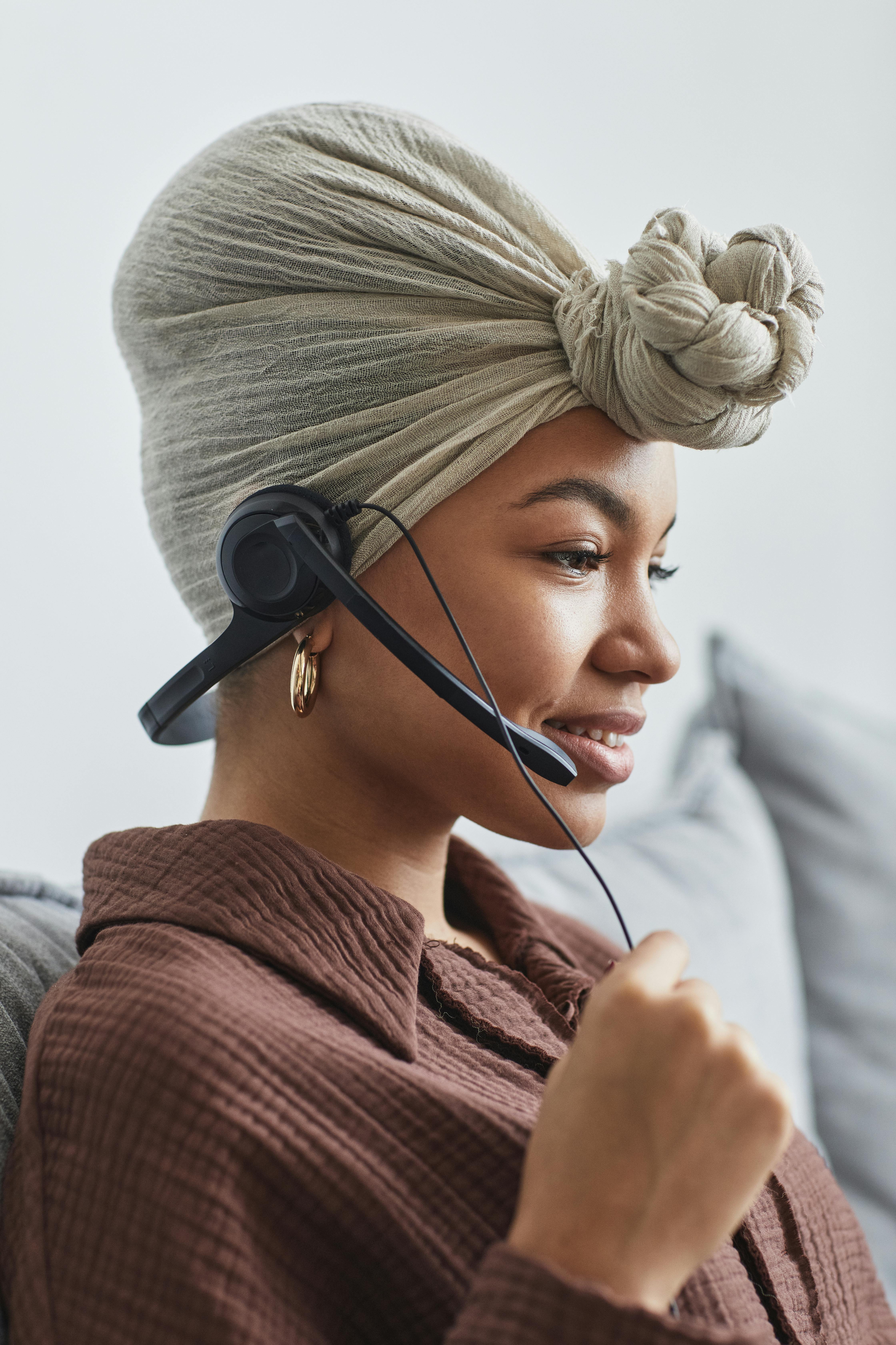 black woman in headset with operator