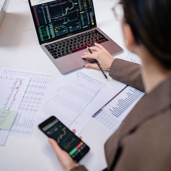 Comparative Analysis: Online platforms often provide tools for comparing different loan options