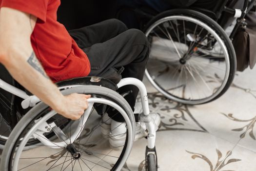 Noi reglementări pentru locuința asistată și drepturile persoanelor cu dizabilități