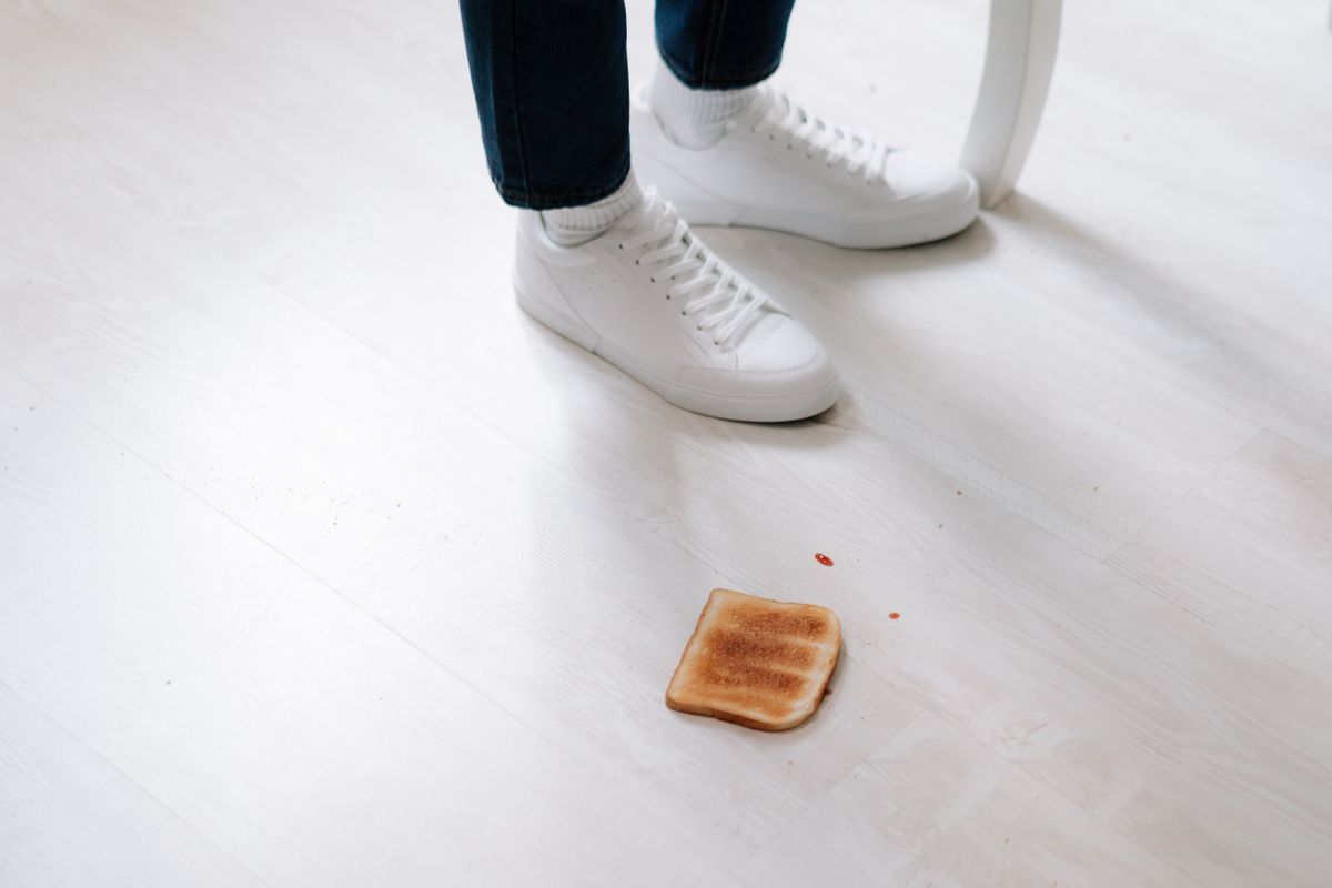 Is the 5-second rule real?