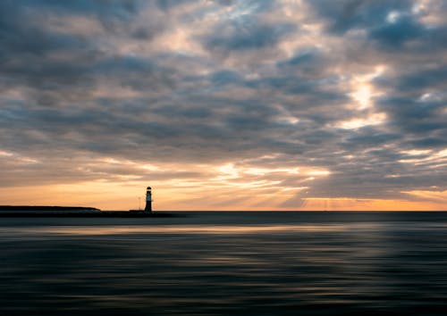 Fotobanka s bezplatnými fotkami na tému breh, maják, more