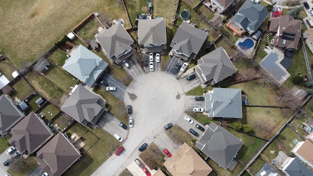 Drone shot of a suburban cul-de-sac in Thorold, Ontario, Canada.