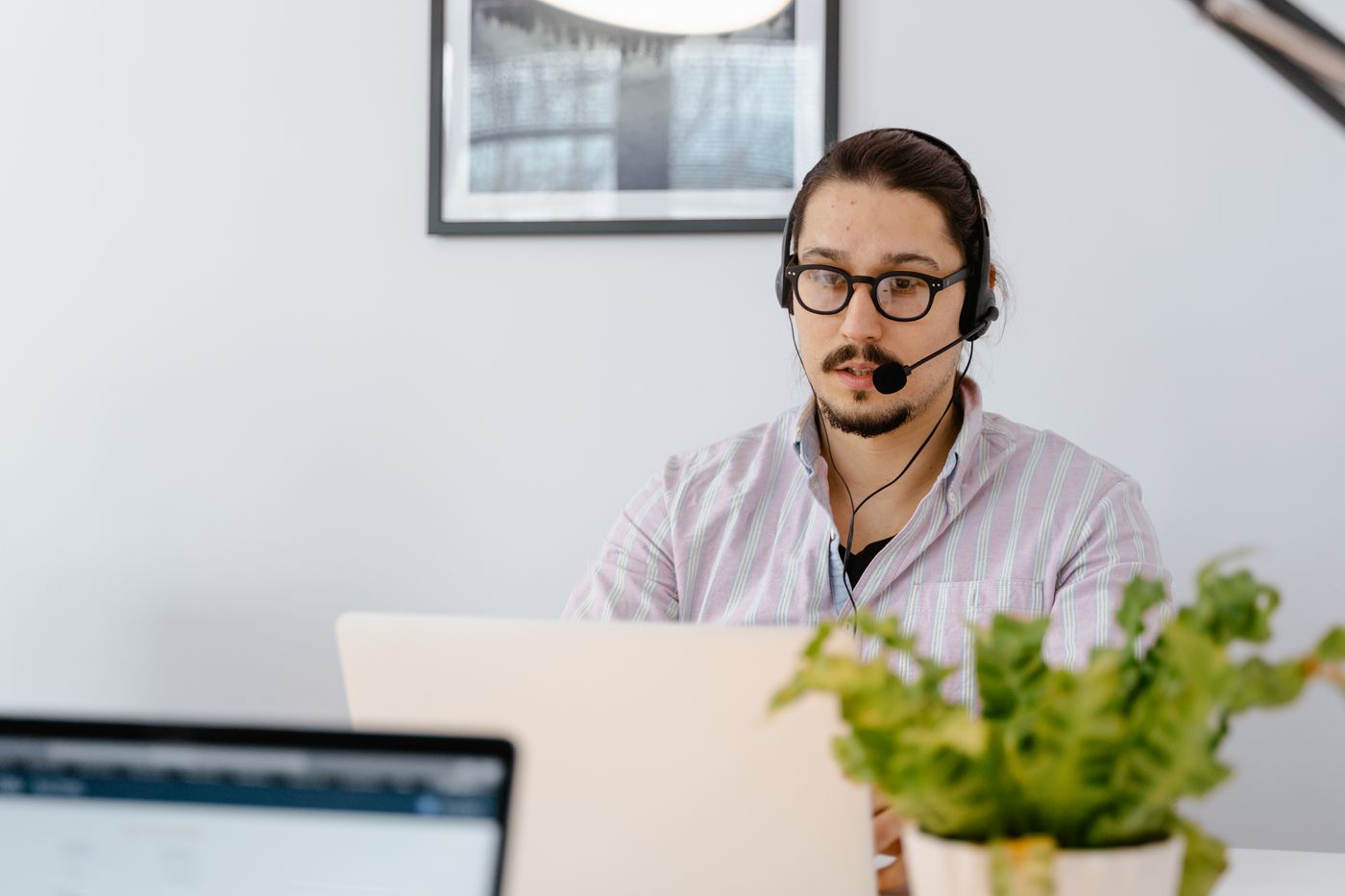 Customer support representative