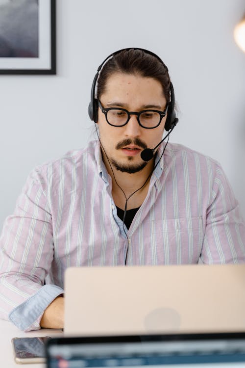 Free A Call Center Agent Working  Stock Photo