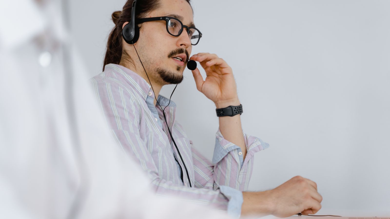 Common AI Mistakes Small Businesses Make (and How to Avoid Them) cover image