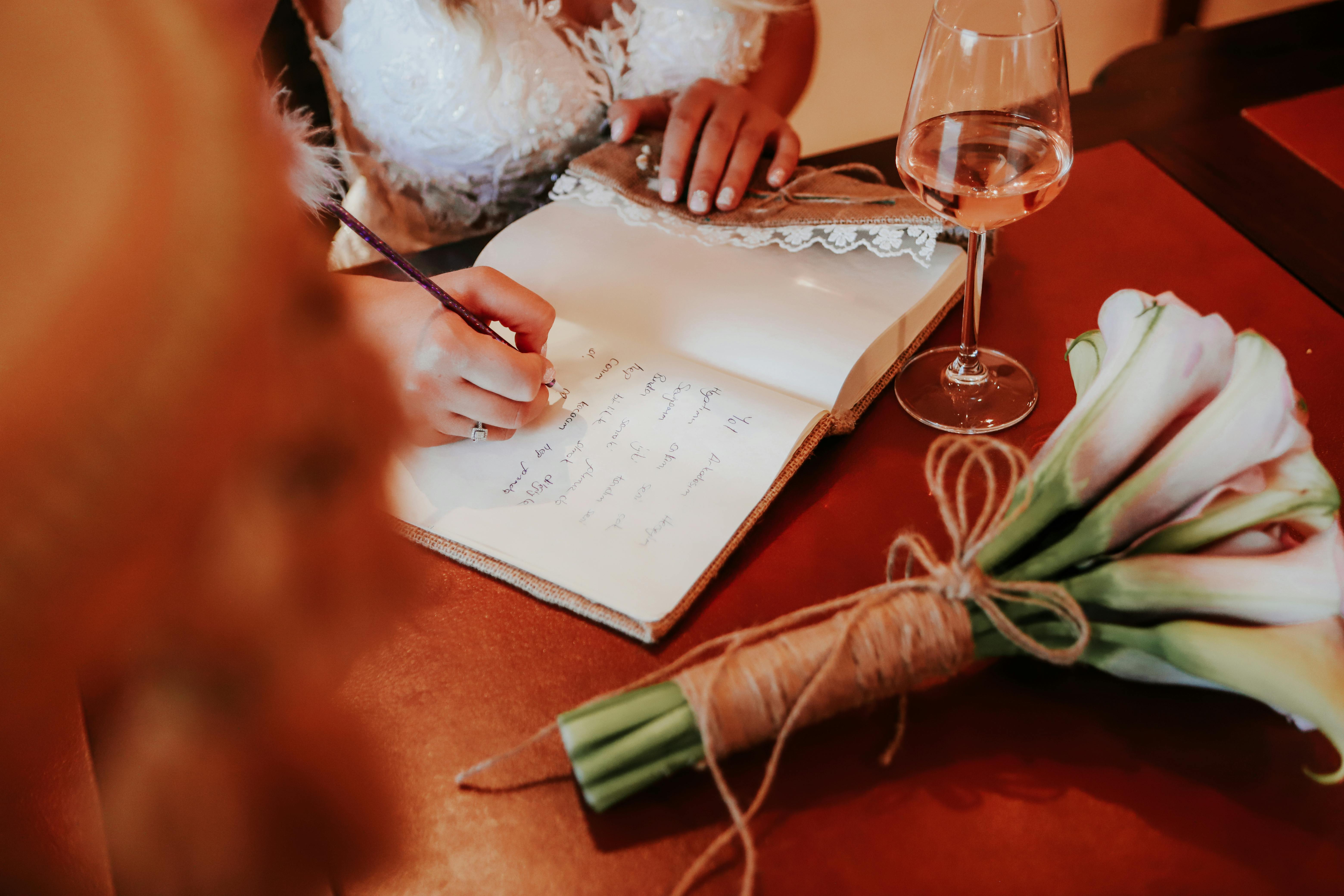 DIY Bride Decor Ideas: Creative Touches for Your Wedding