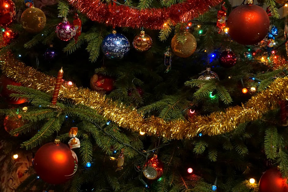 Red Chirstmas Tree Ball