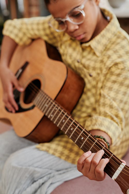 Δωρεάν στοκ φωτογραφιών με ακόρντο, ακουστική κιθάρα, επιλεκτική εστίαση Φωτογραφία από στοκ φωτογραφιών