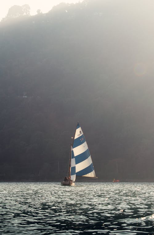 Gratis Immagine gratuita di barca a vela, mare, moto d'acqua Foto a disposizione
