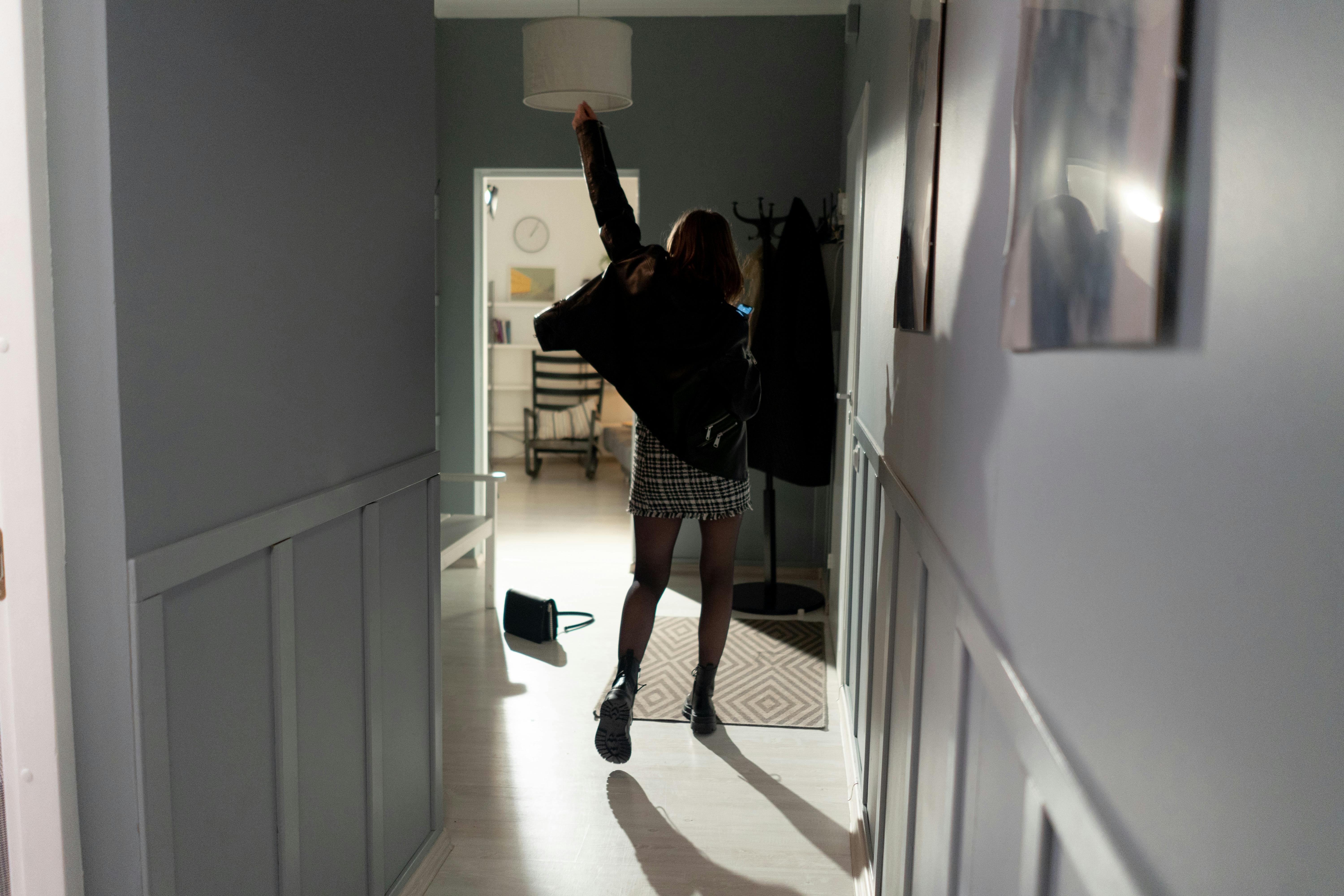 Run Away movie review &amp; film summary — Photo by cottonbro studio on Pexels