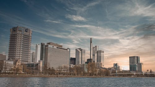 Free Photo of City Buildings Near a Body of Water Stock Photo