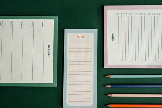 desk planner notes