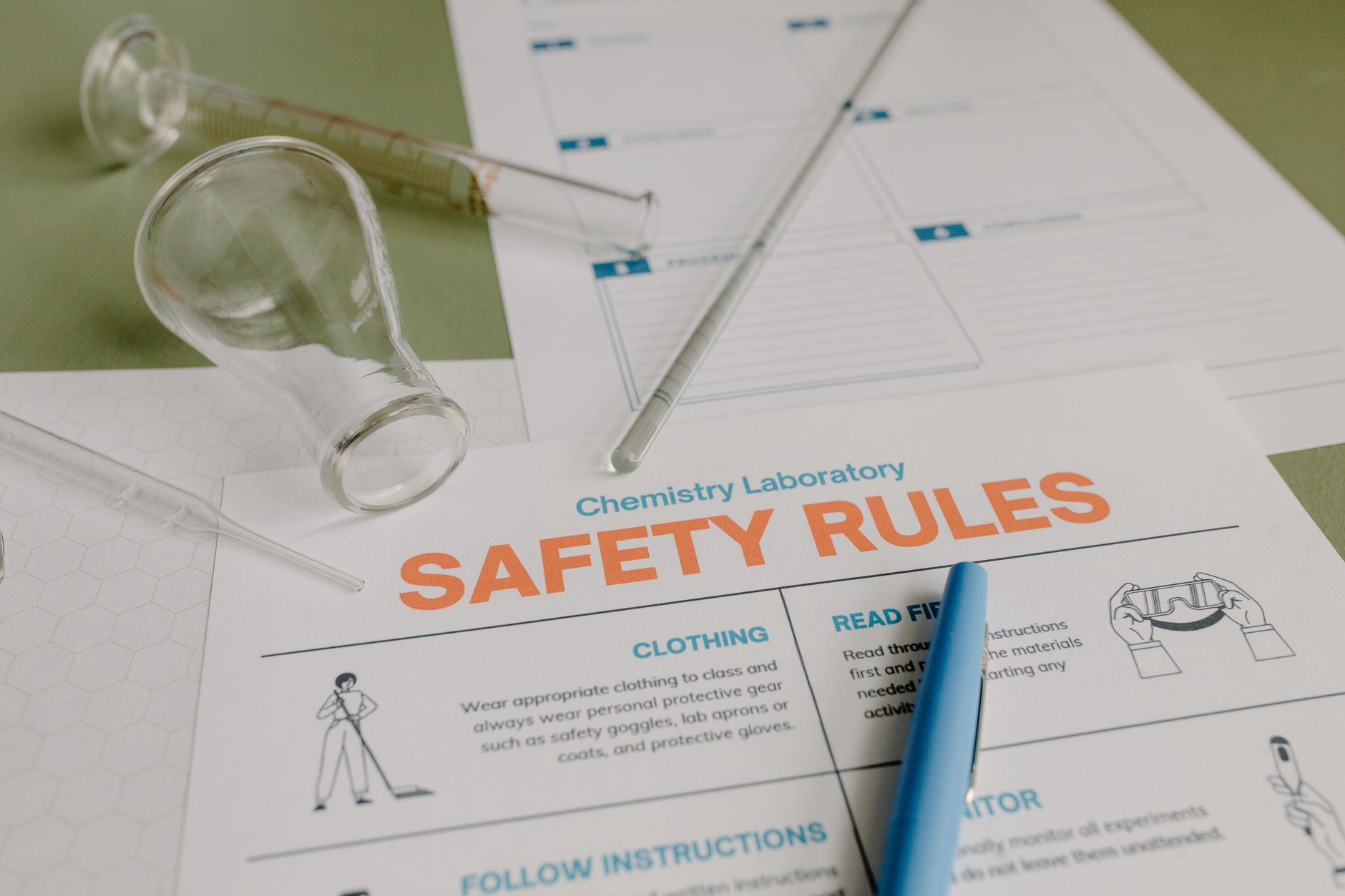 Risk, Compliance, and the New Rules of Smart Money Moves