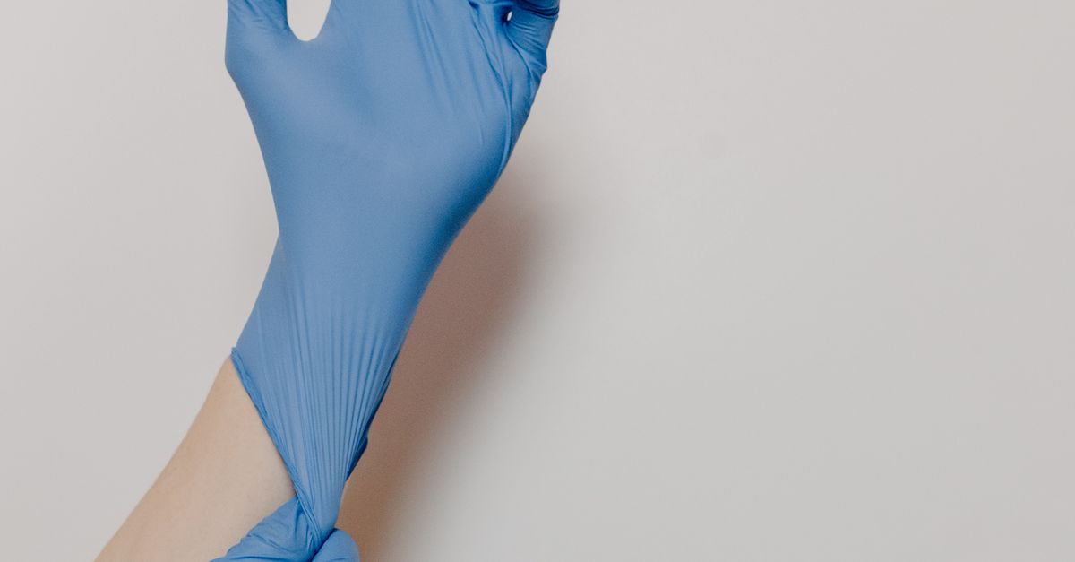 Can You Safely Sanitize and Reuse Disposable Nitrile Gloves? A Complete Guide