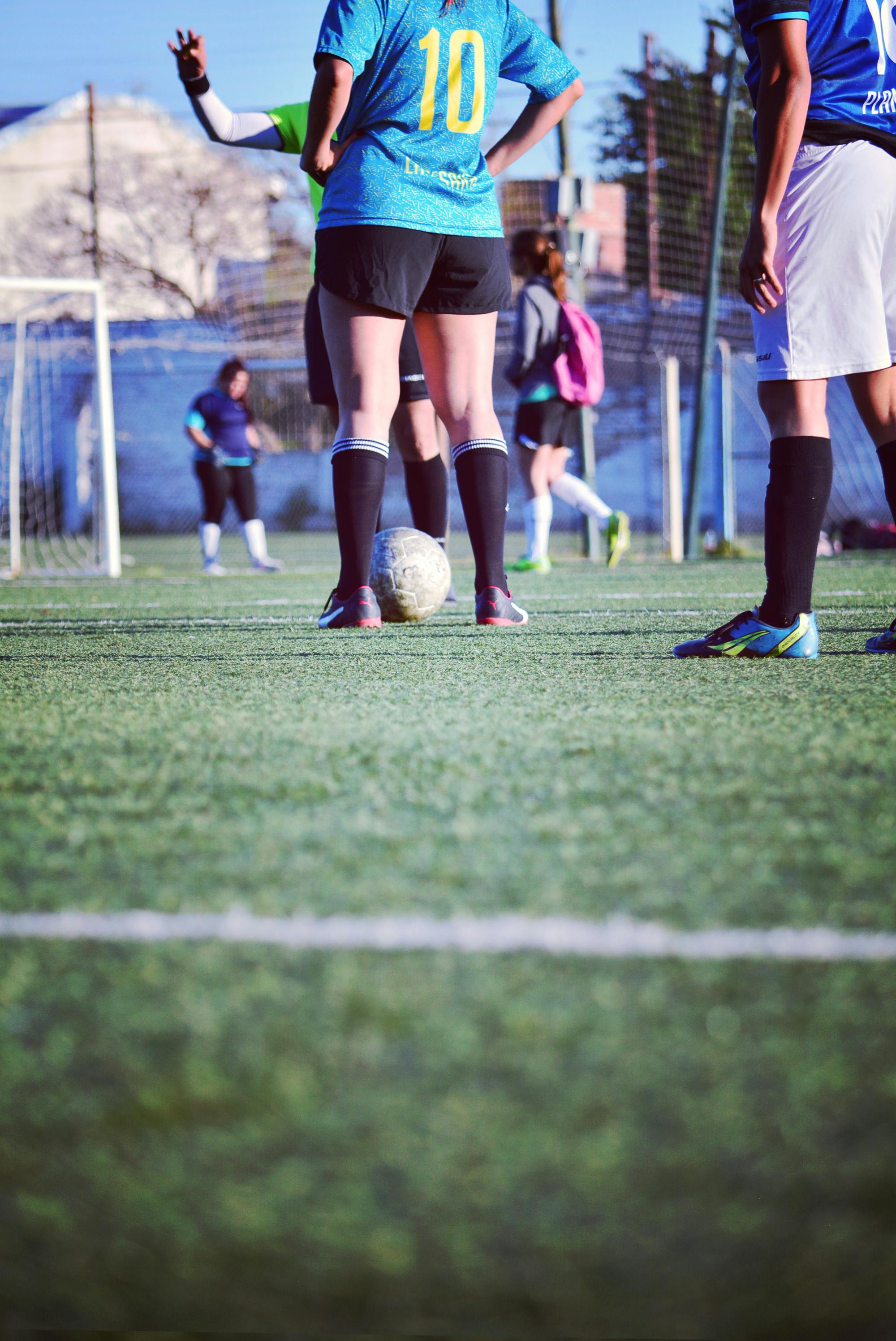 Free stock photo of athletic girl, football, soccer