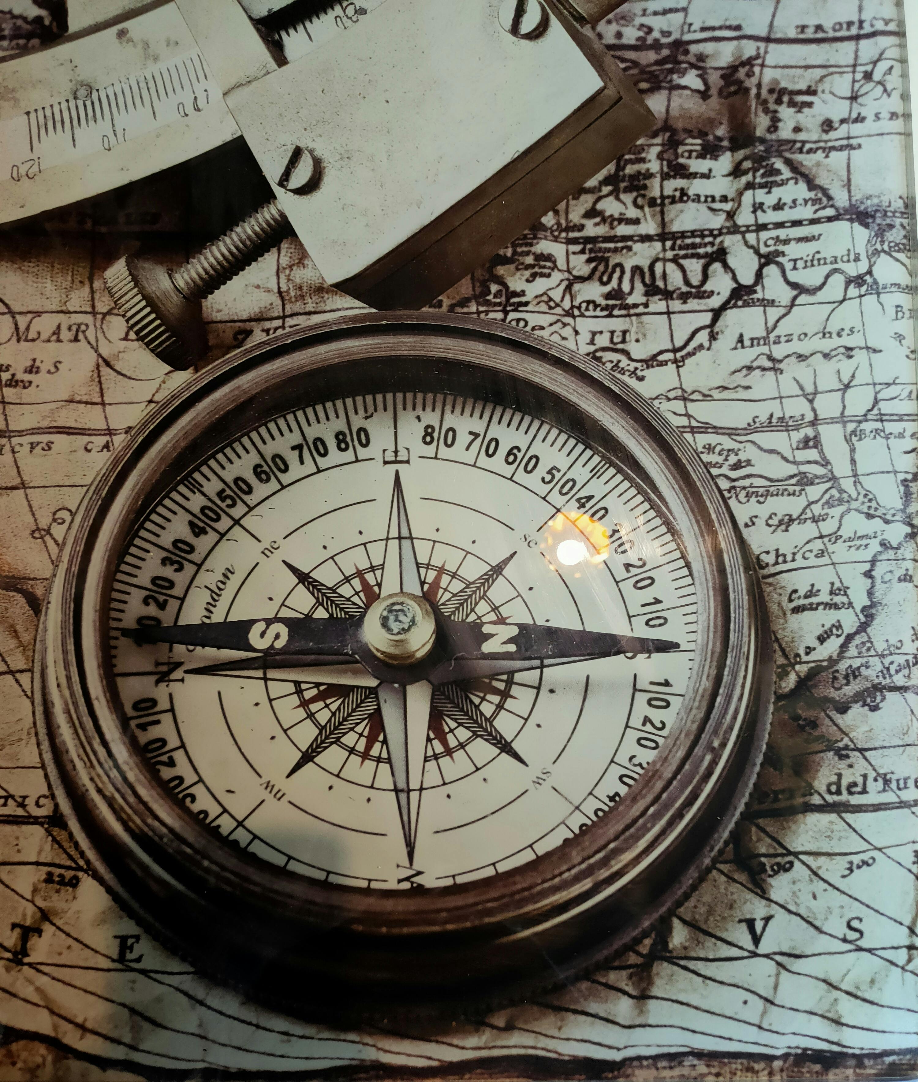 Foto gratuita di bussola