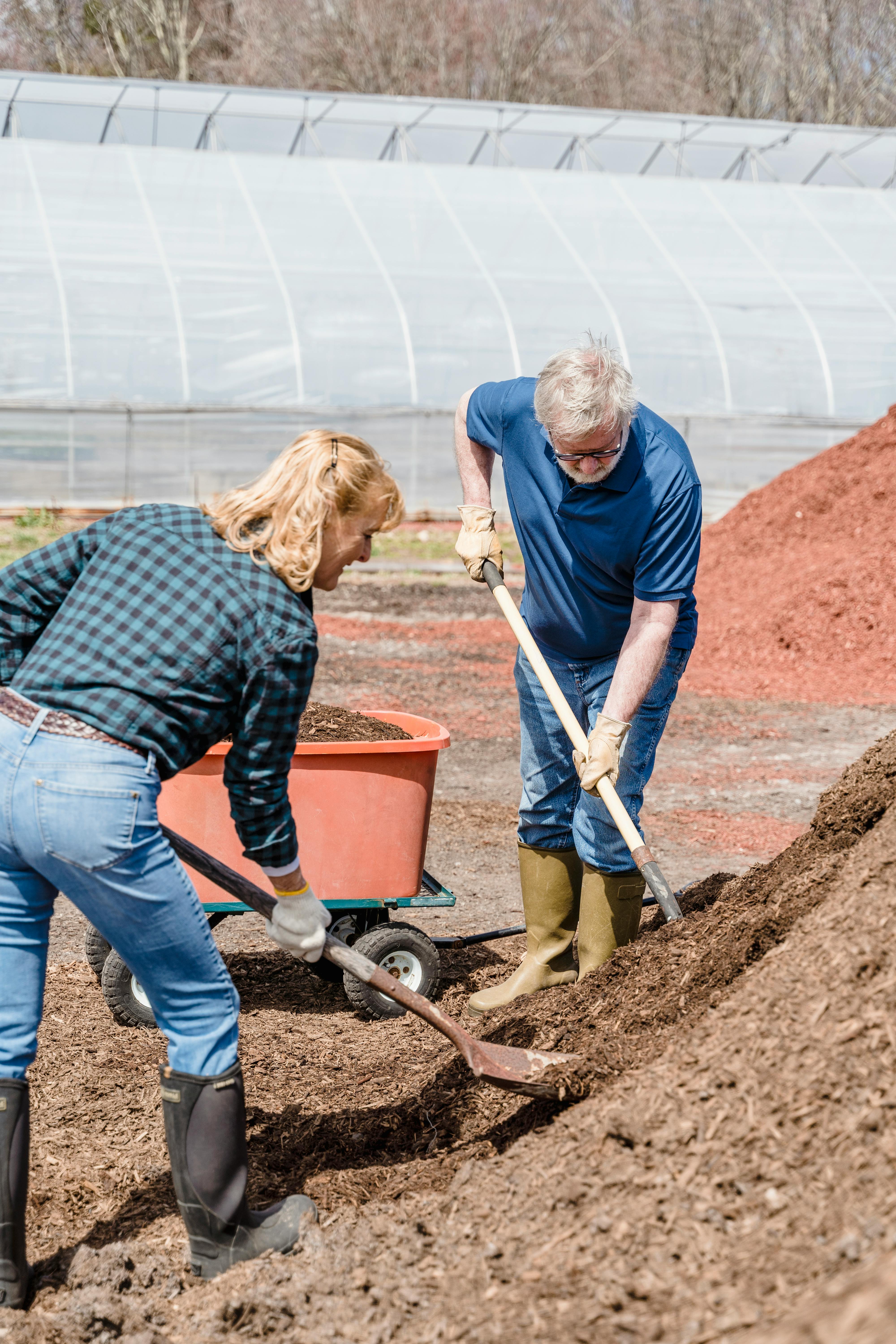 gloves for shoveling dirt