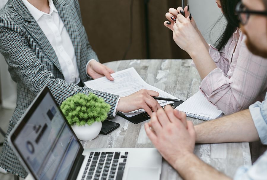 Insurance advisor meeting a client