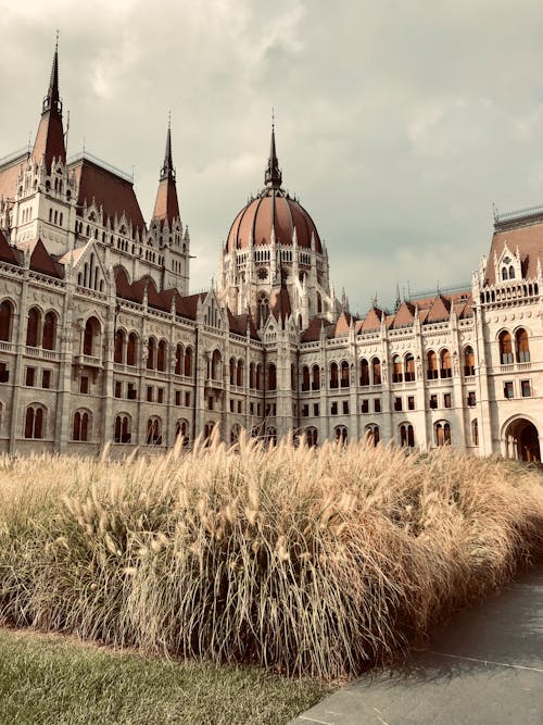 Kostenloses Stock Foto zu budapest, ungarischen parlamentsgebäude, ungarn