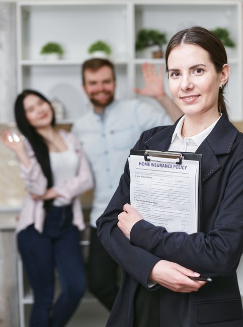 Evaluating Insurance and Liability Benefits of Hiring Movers