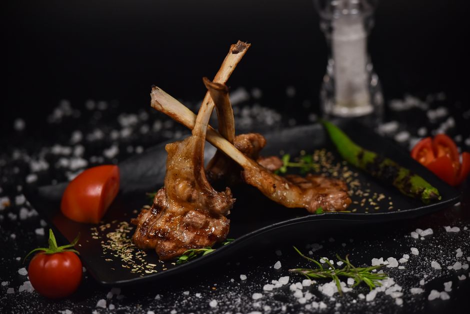 Lamb chops with rosemary